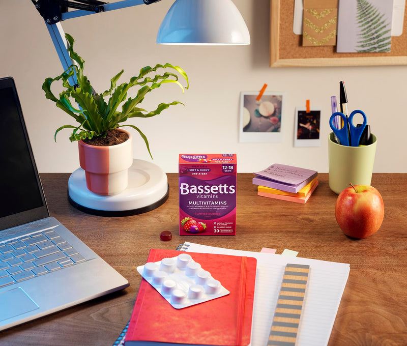 Bassetts Vitamins 12-18 Years Summer Berries Flavour Multivitamins 30 Gummies