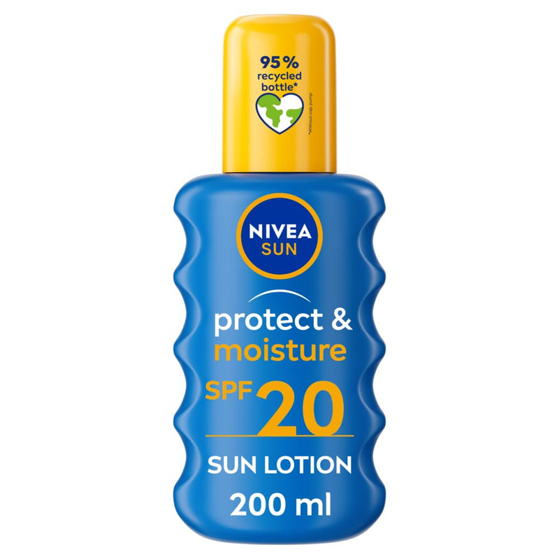 NIVEA SUN Protect & Moisture Sun Spray SPF 15 Moisturising Suncream Spray with SPF 15 Highly Effective Sunscreen Providing Immediate Effective UVA + UVB Protection